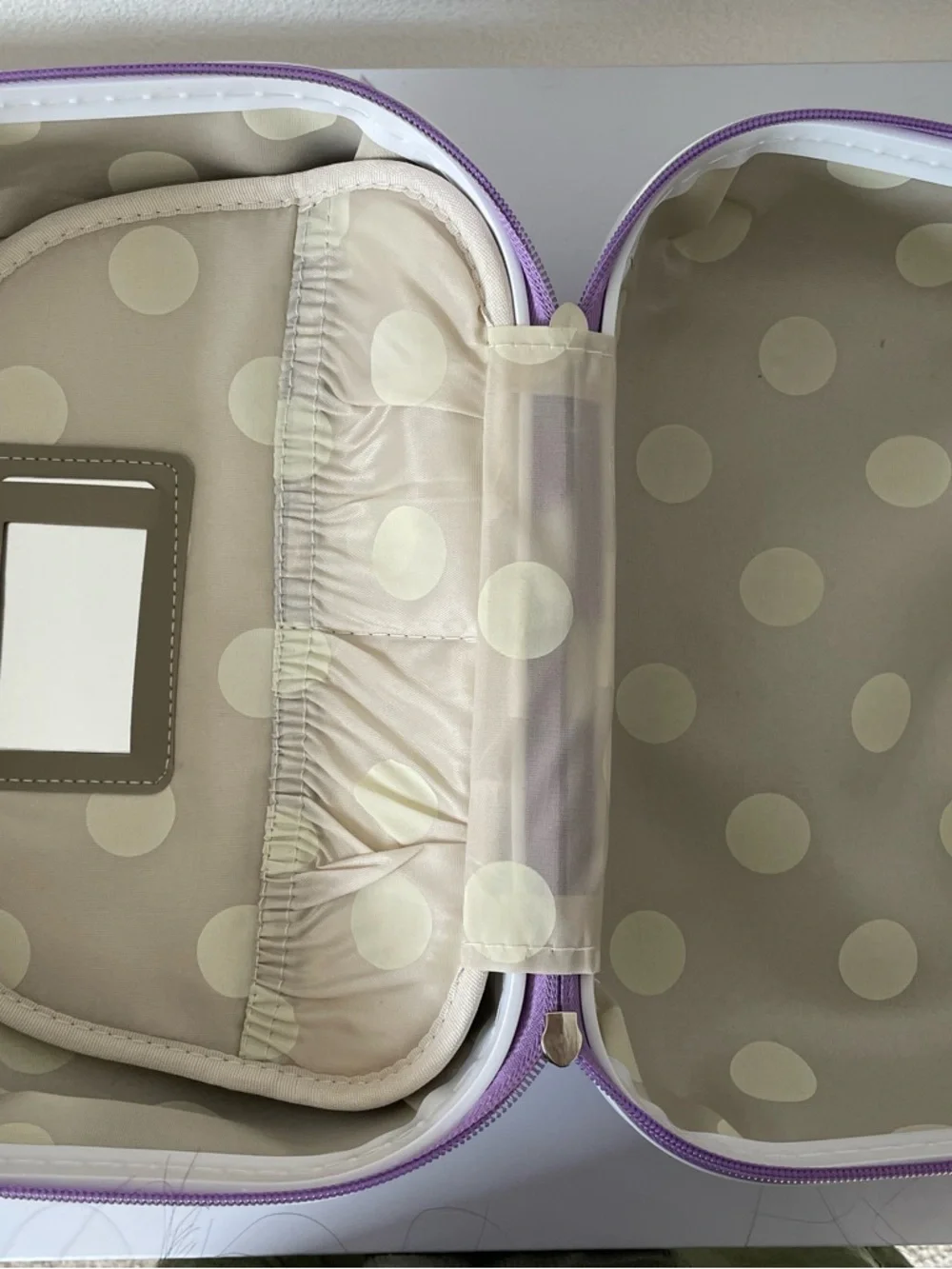 Hello Kitty HK Sanrio bling makeup bag - purple with mirror - Picture 4 of 5